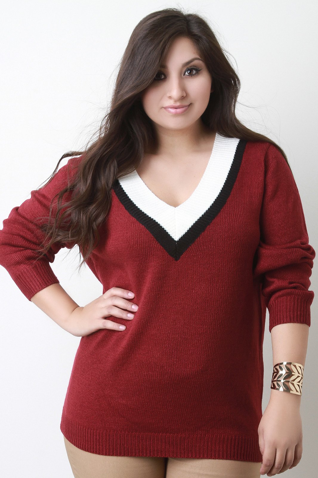 Tri-Tone V-Neck Sweater Top
