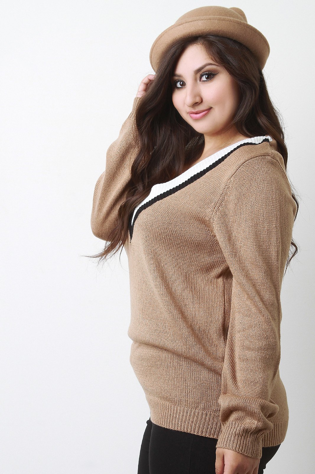 Tri-Tone V-Neck Sweater Top