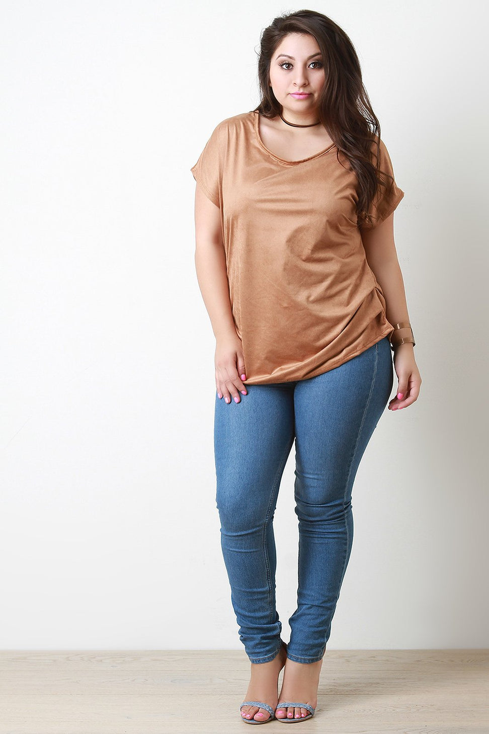 Suede Side Pleated Dolman Short Sleeves Top