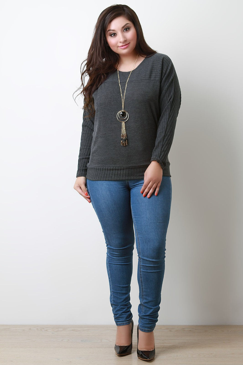 Ribbed Yoke Long Sleeves Knit Top With Necklace