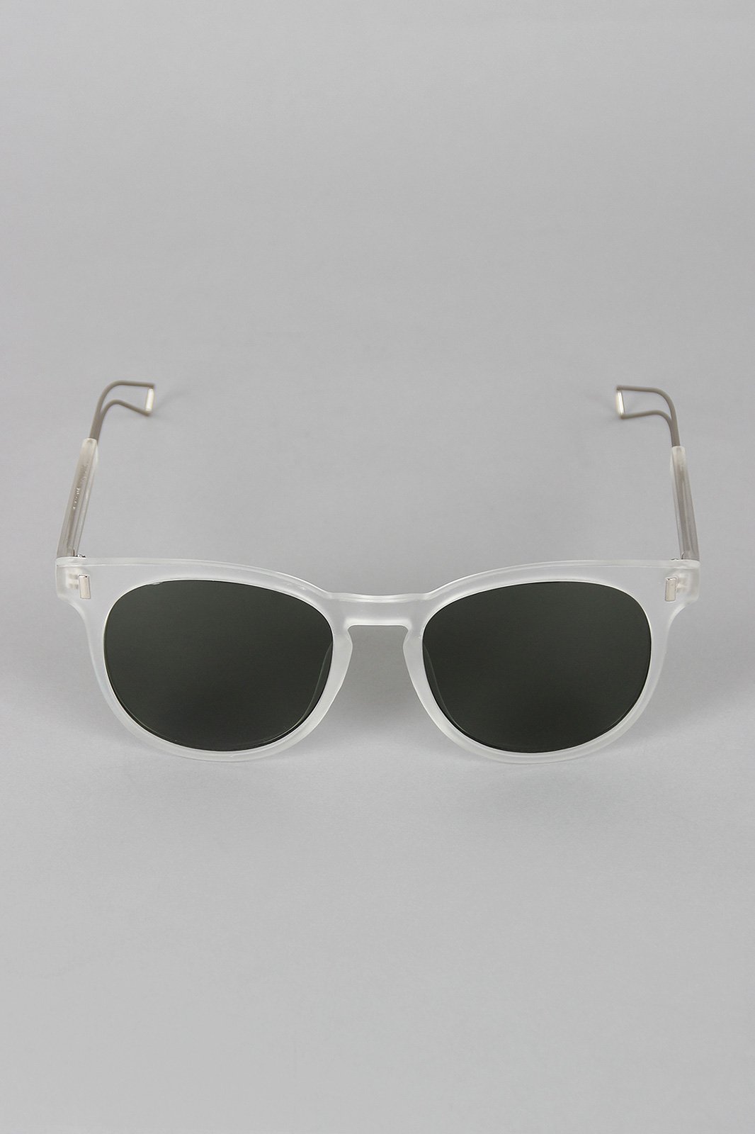 Classic Horn Rimmed Sunglasses