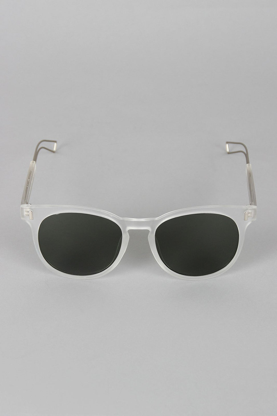 Classic Horn Rimmed Sunglasses