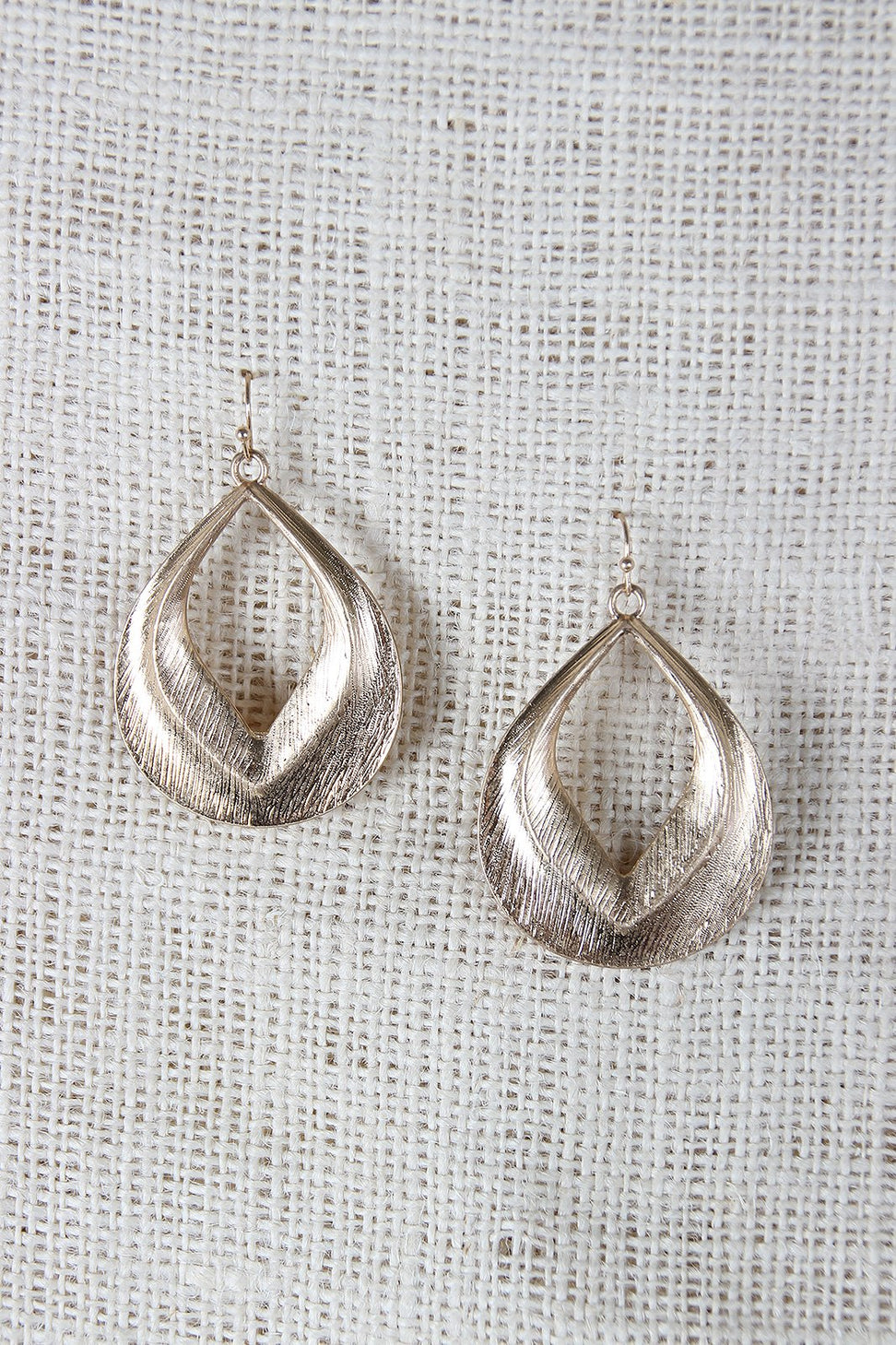 Textured Tear Drop Dangle Earings