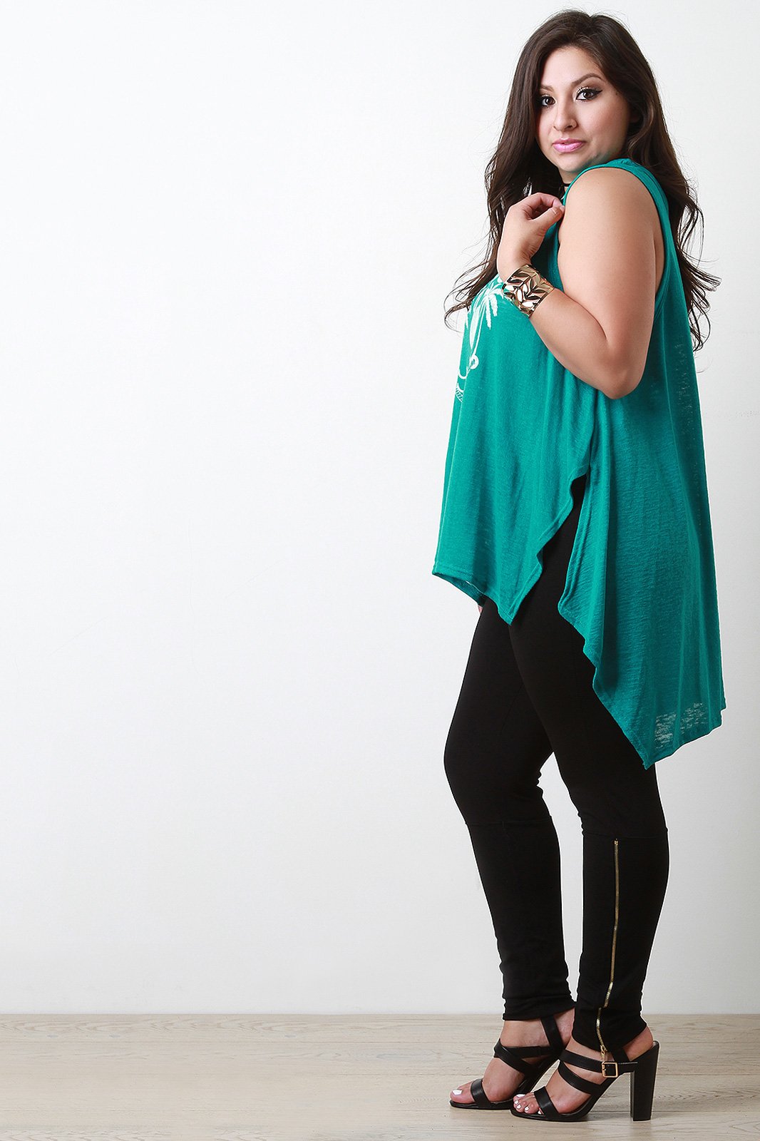 Flamingo Beach Graphic Print Tank Top - NoveltyOne