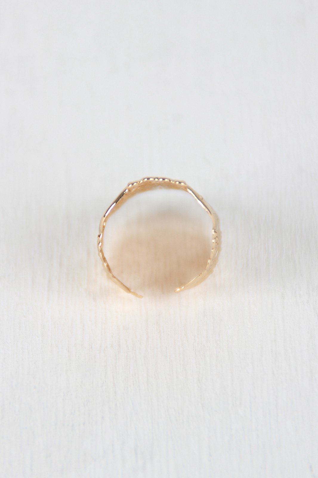 Filigree Cuff Ring - NoveltyOne