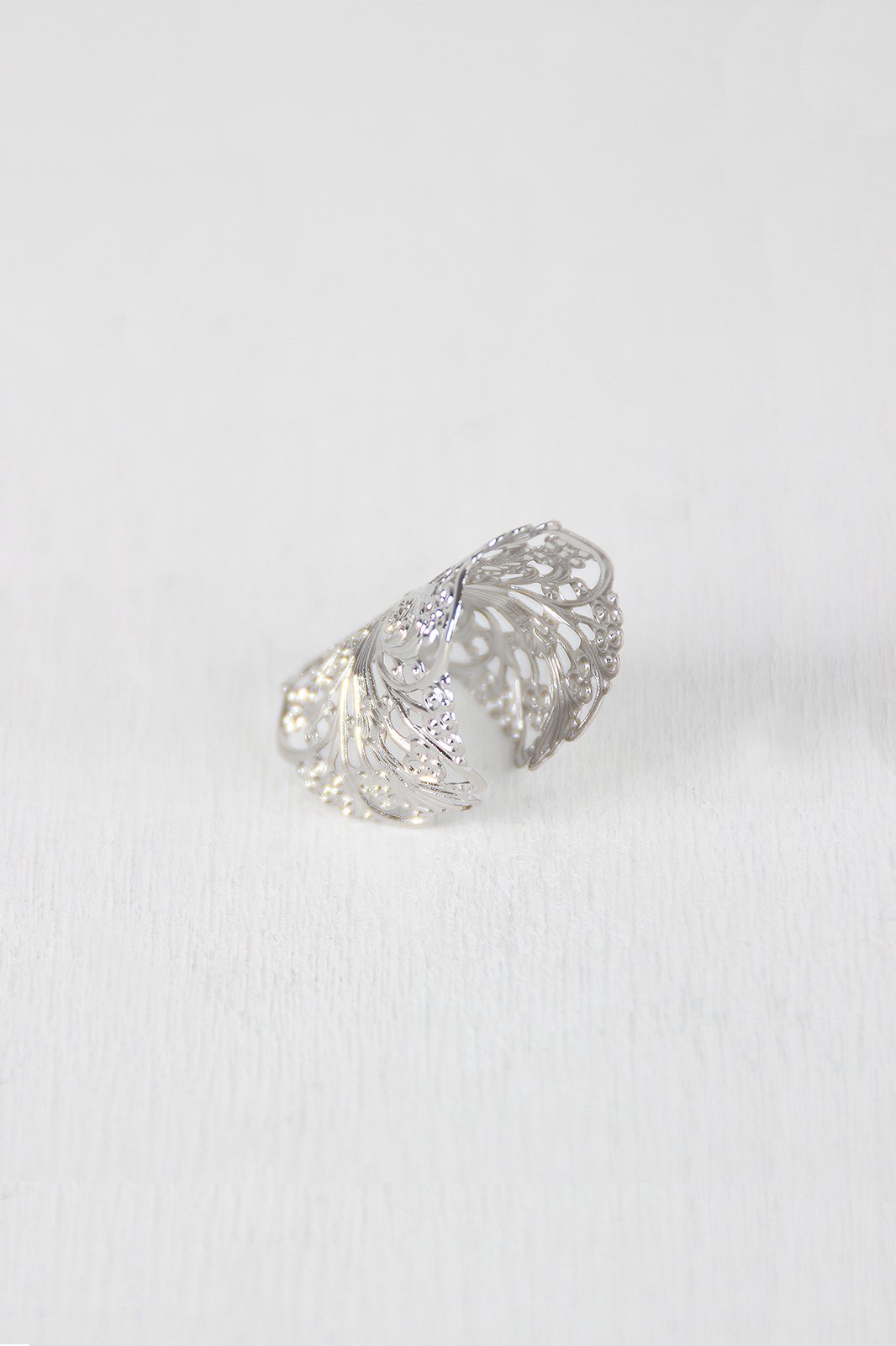 Filigree Cuff Ring - NoveltyOne