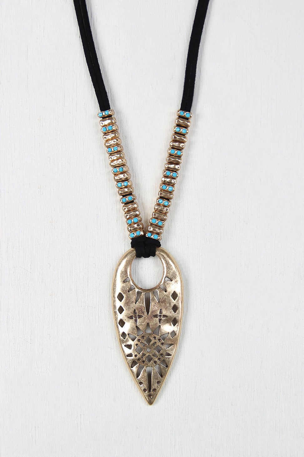 Decorative Arrow Pendant Necklace Set