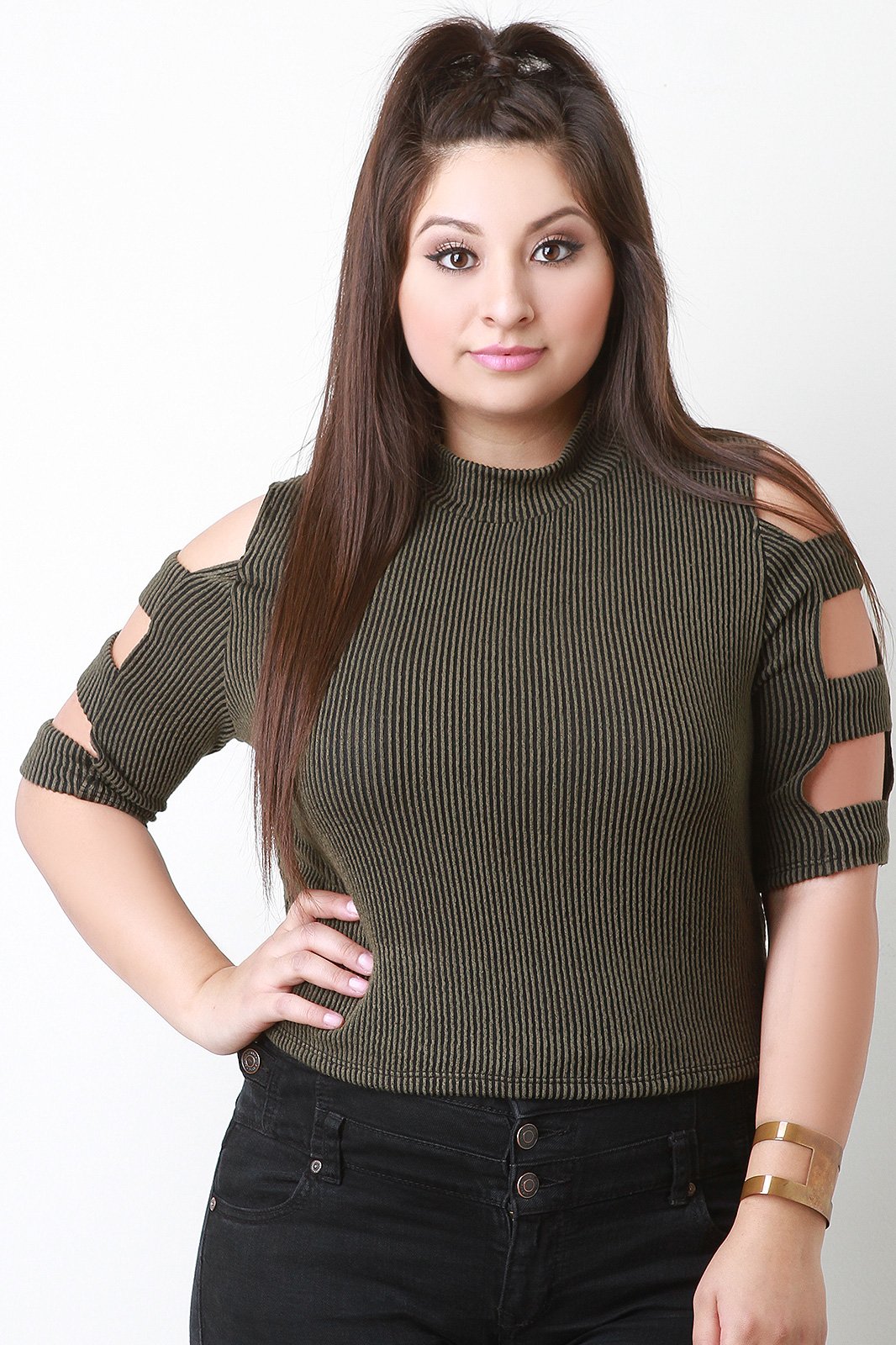 Rib Knit Banded Sleeve Crop Top