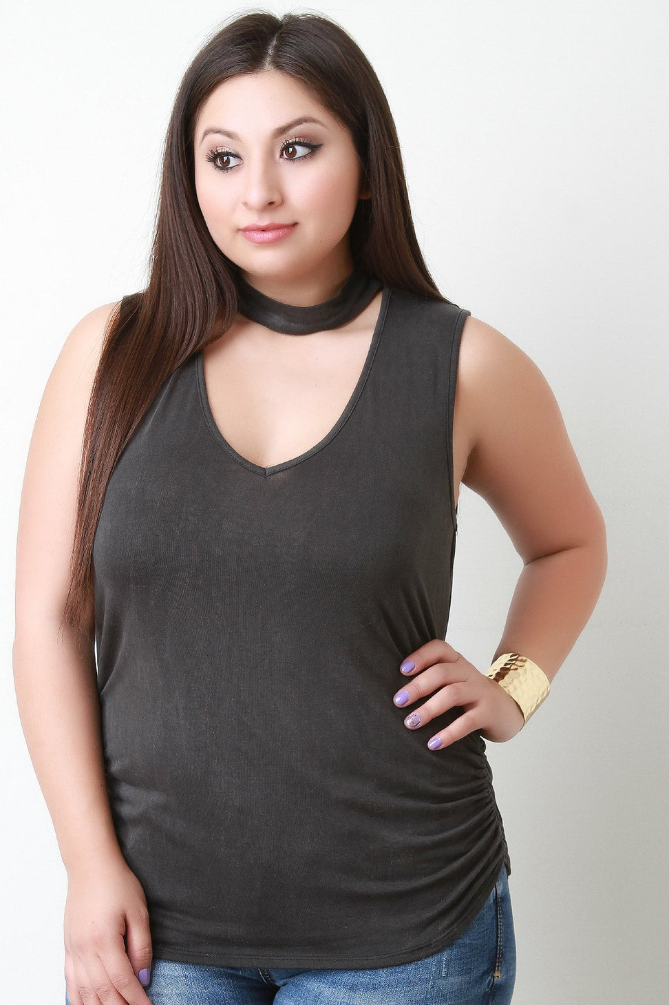 Choker Keyhole-Front Ruched Sleeveless Top