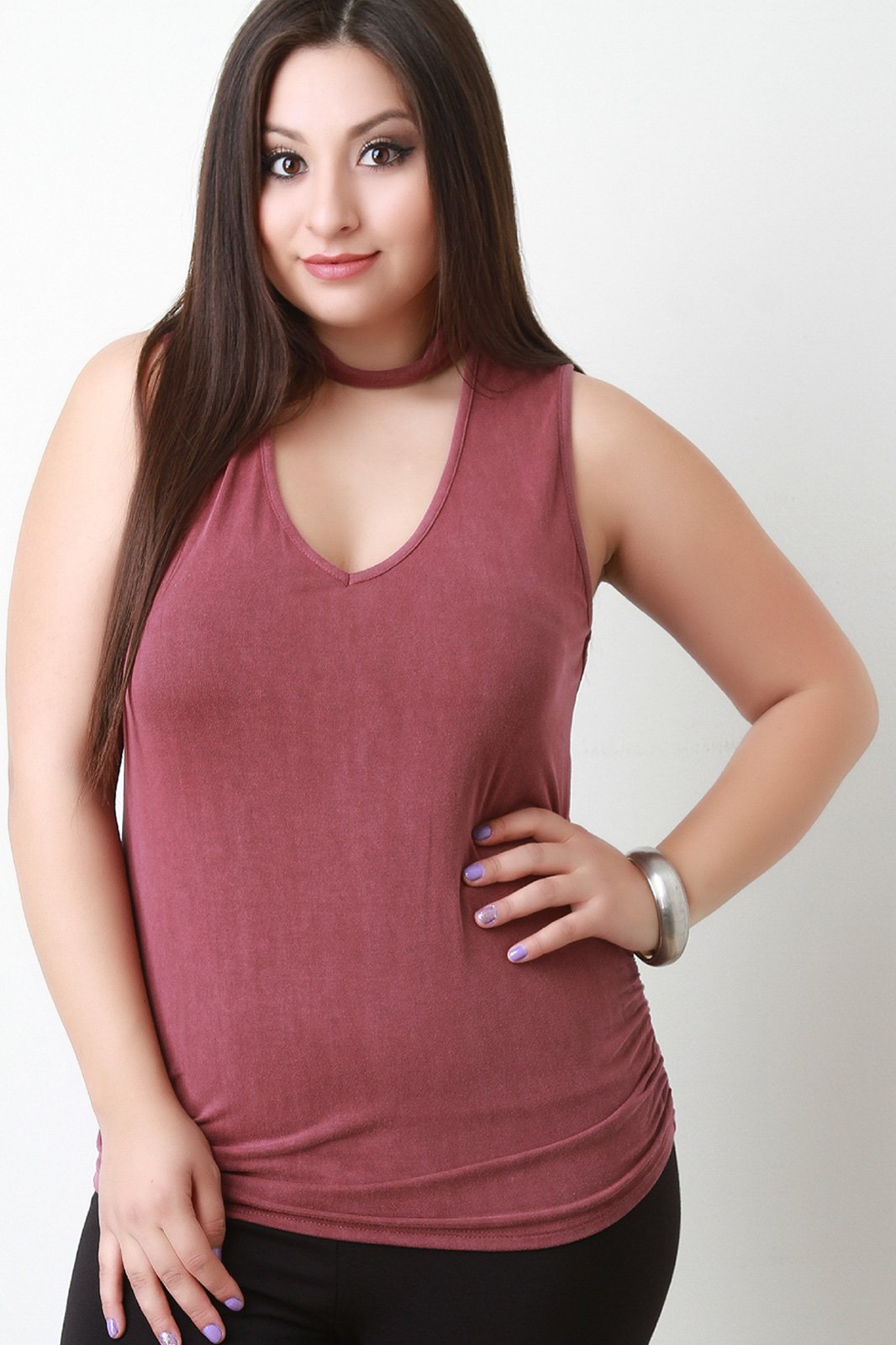 Choker Keyhole-Front Ruched Sleeveless Top