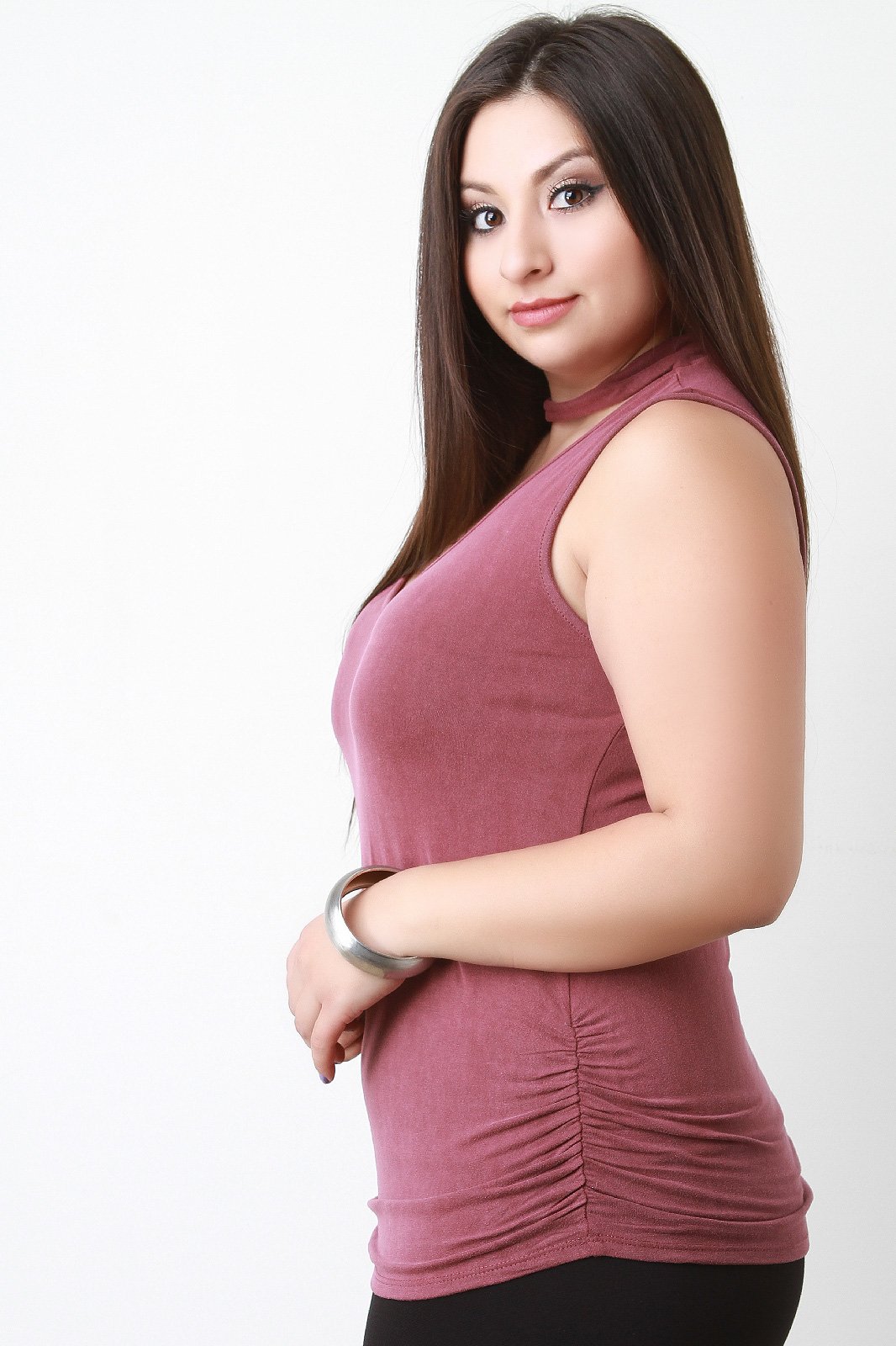 Choker Keyhole-Front Ruched Sleeveless Top