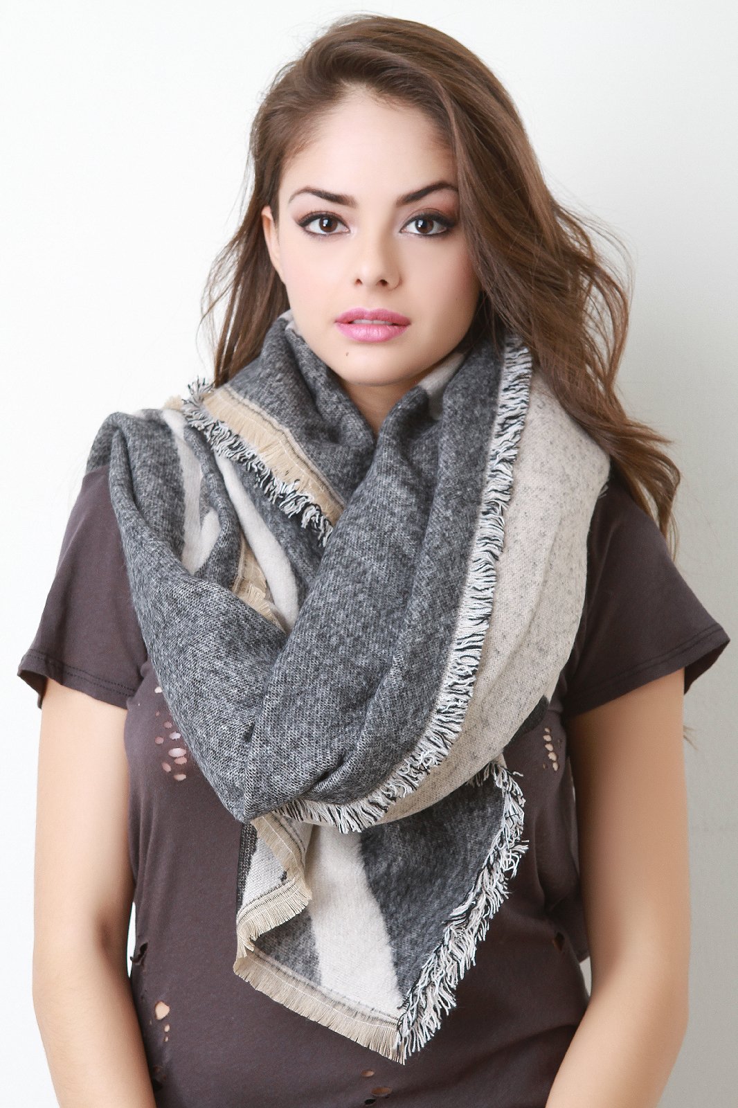 Geo Pattern Woven Square Frayed Scarf - NoveltyOne