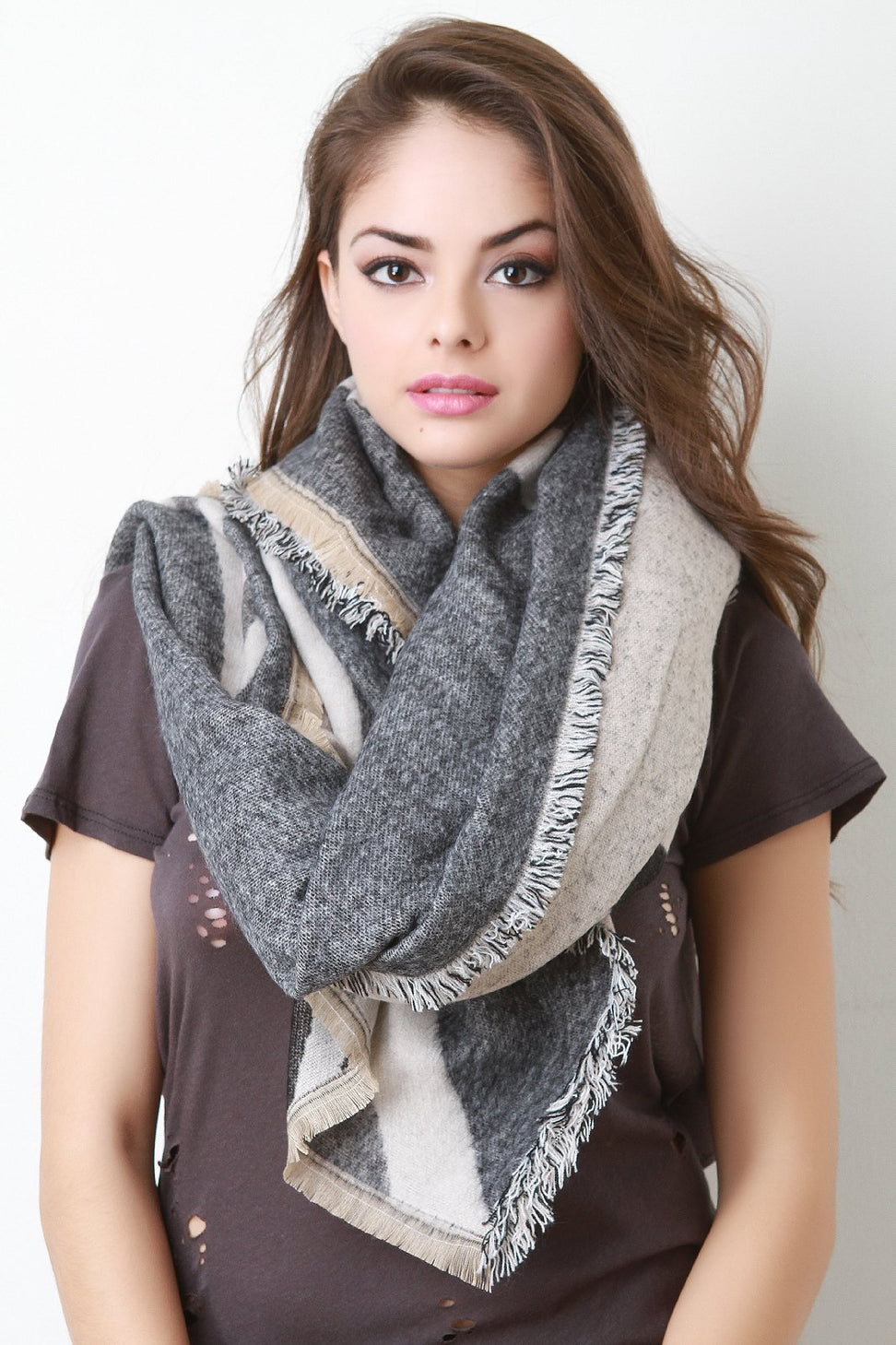 Geo Pattern Woven Square Frayed Scarf - NoveltyOne