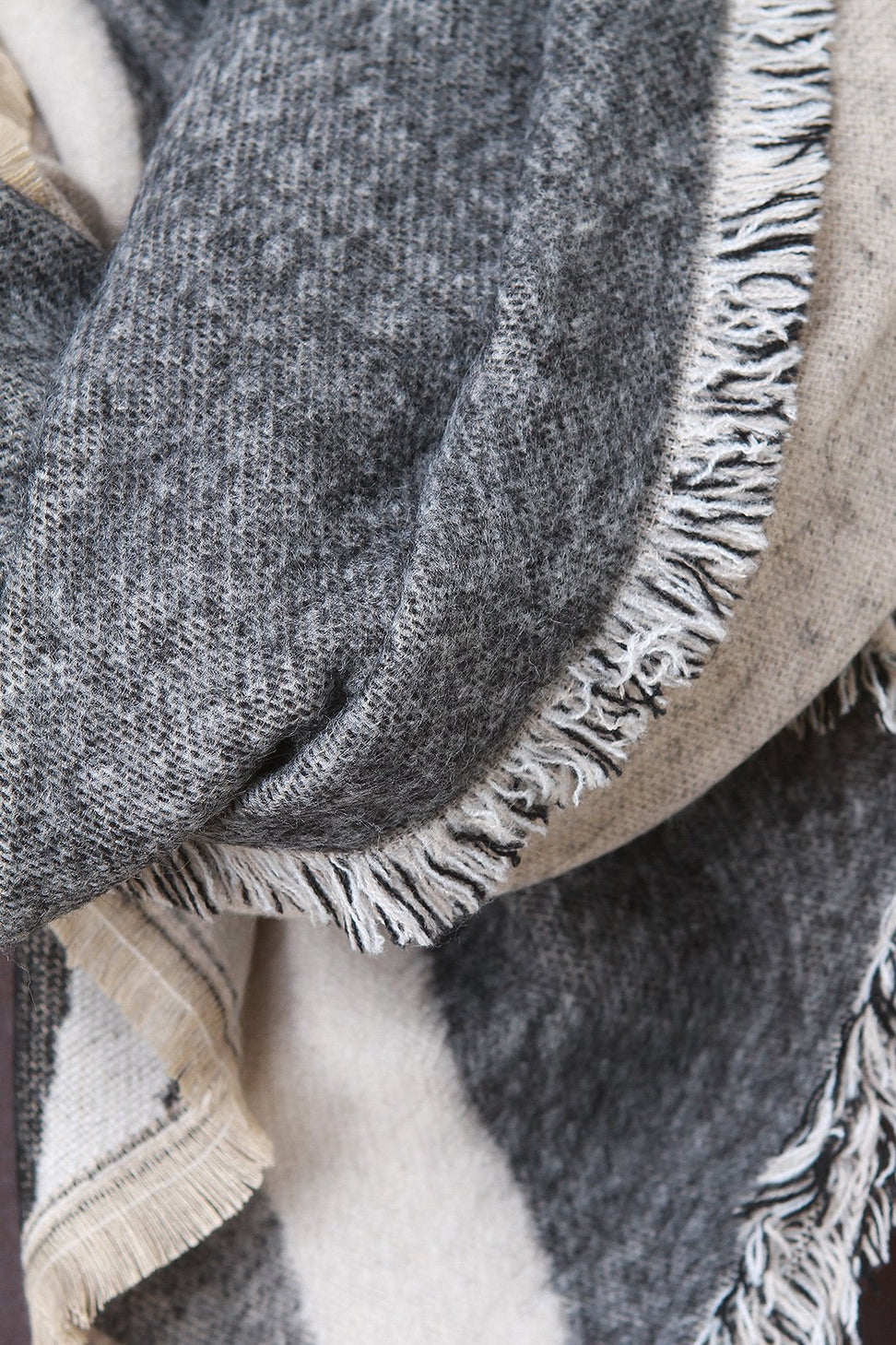 Geo Pattern Woven Square Frayed Scarf - NoveltyOne