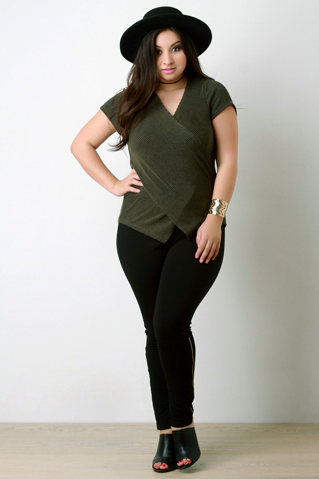 Contrast Rib Knit Crisscross V-Neck Top