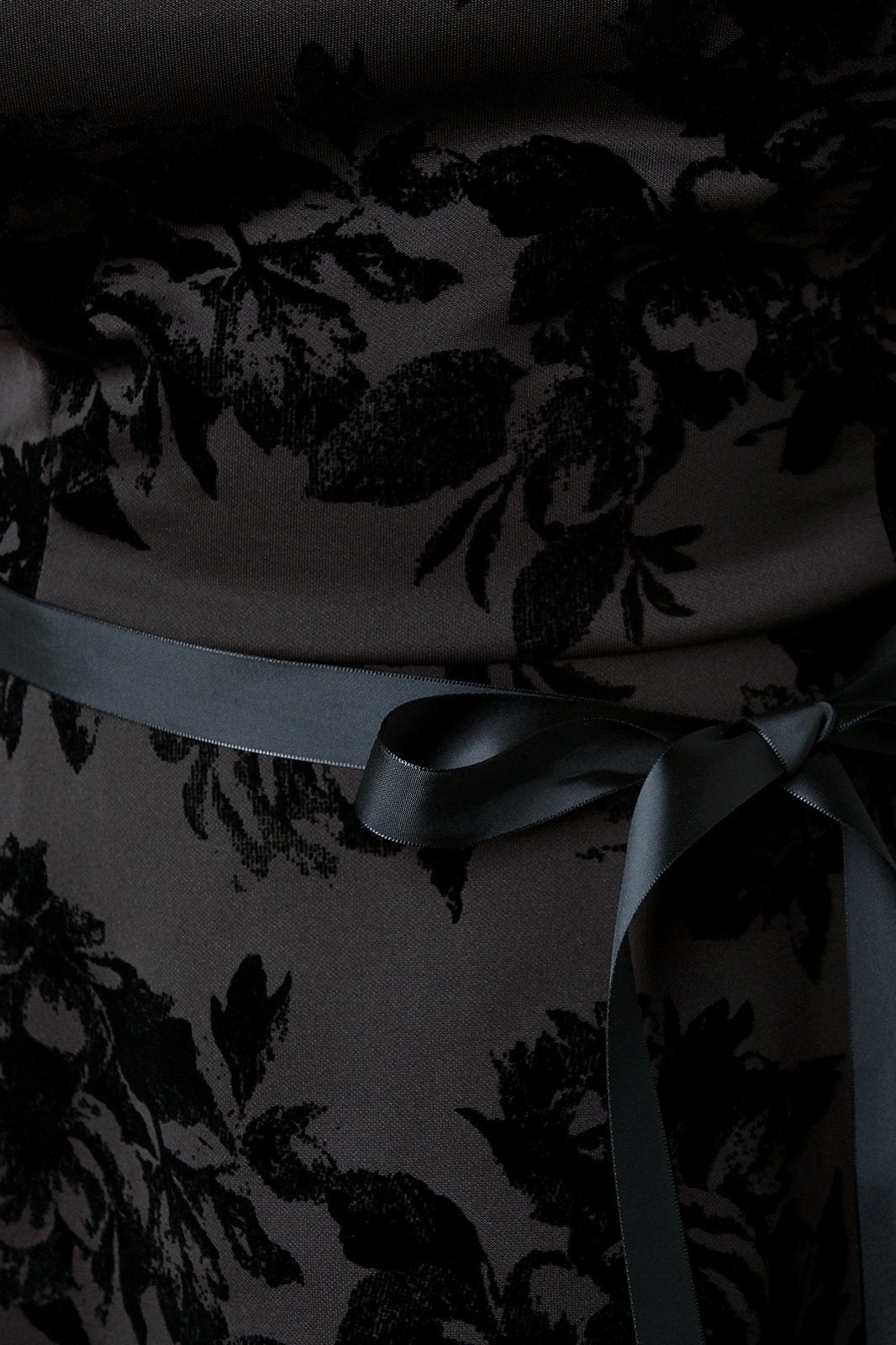 Flocked Floral Velvel Self-Tie Ribbon Tube Skater Dress - NoveltyOne