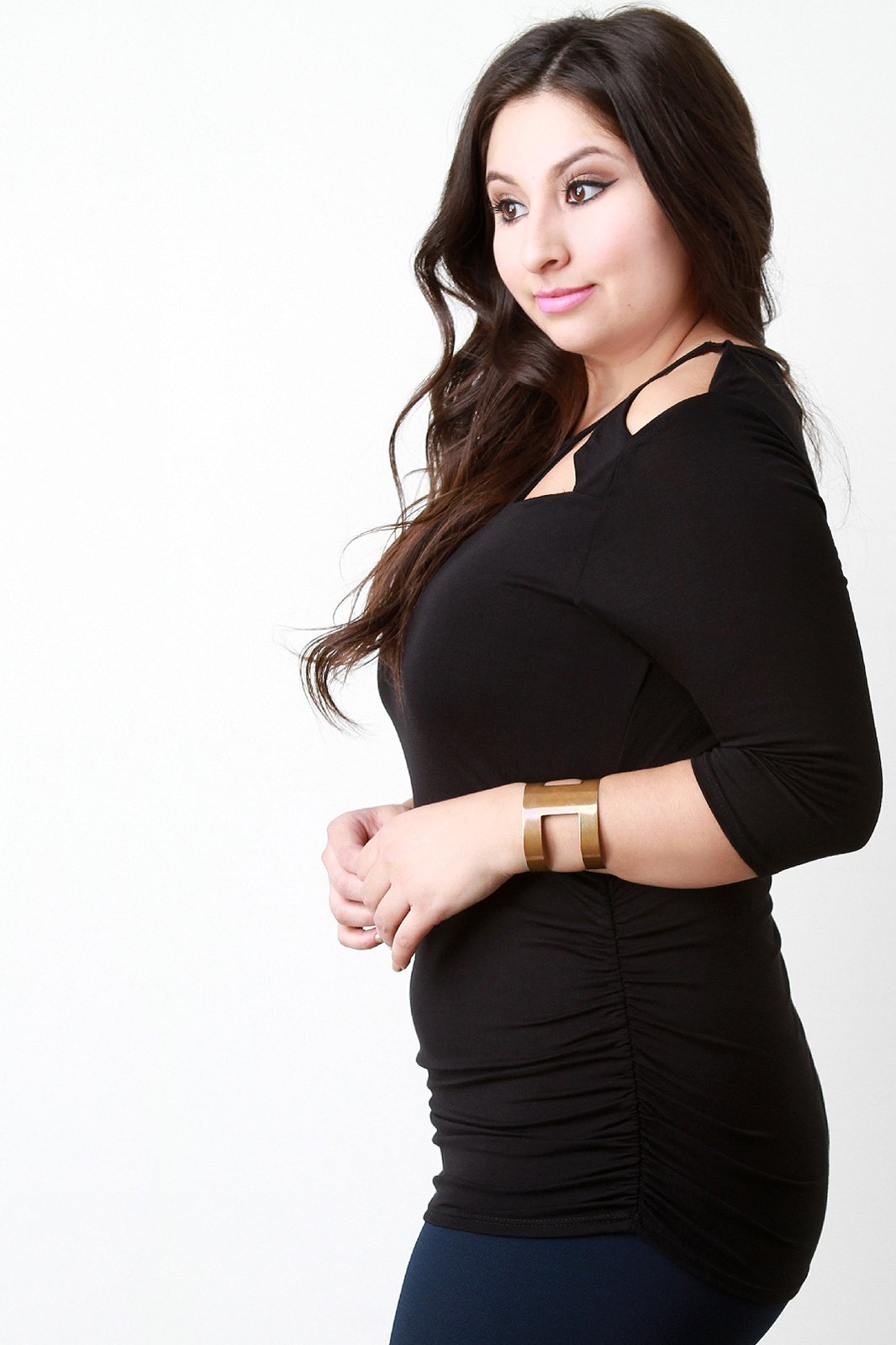 Caged Neckline Half Sleeve Tee