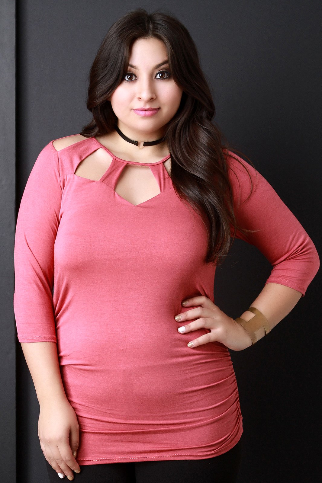 Caged Neckline Half Sleeve Tee