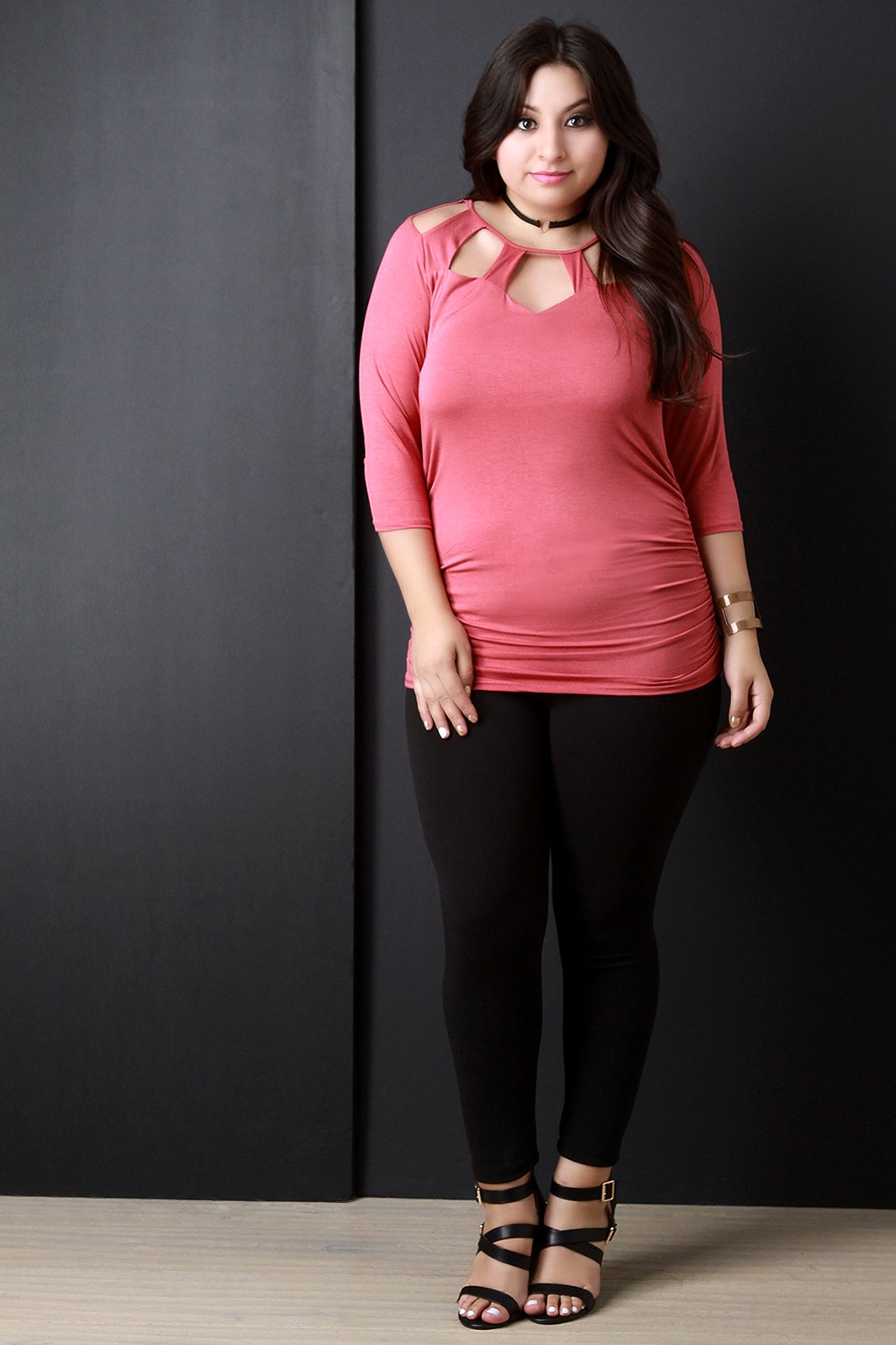 Caged Neckline Half Sleeve Tee