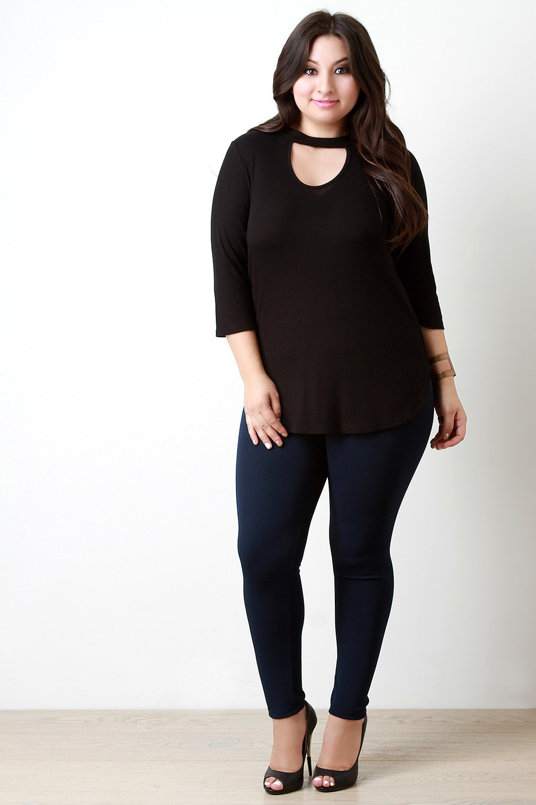 Three Quarter Sleeve Keyhole Neckline Thermal Top