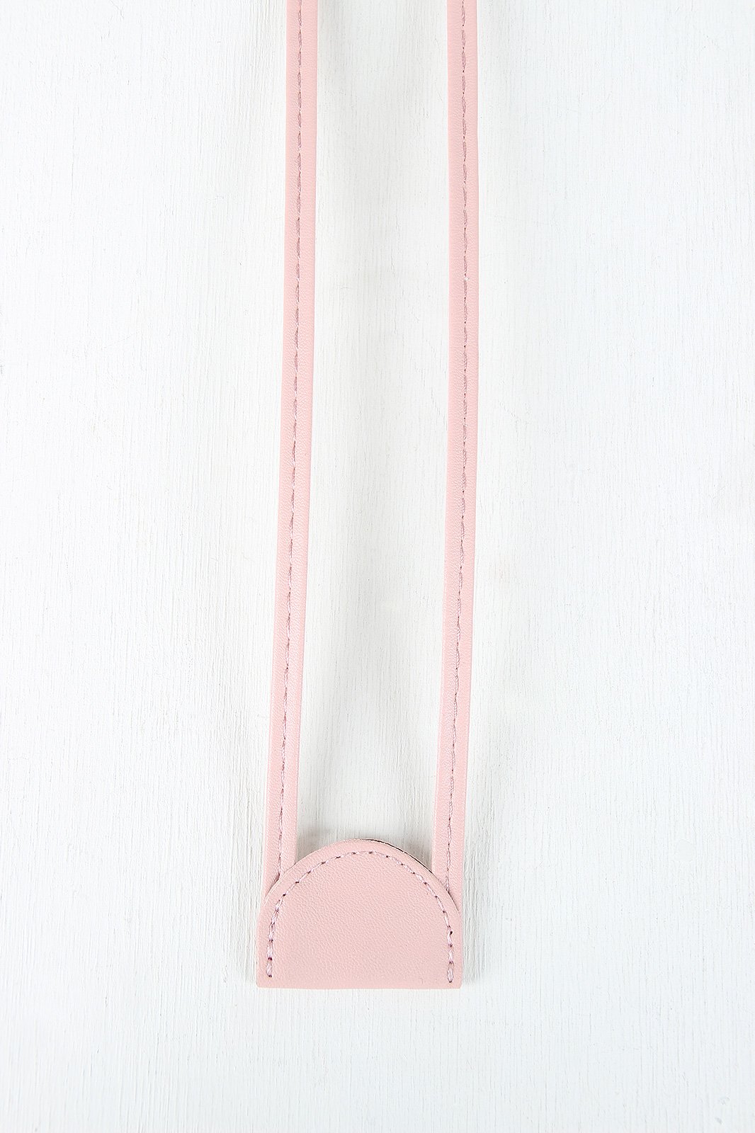 Round Buckle Color Trimmed Clear Belt