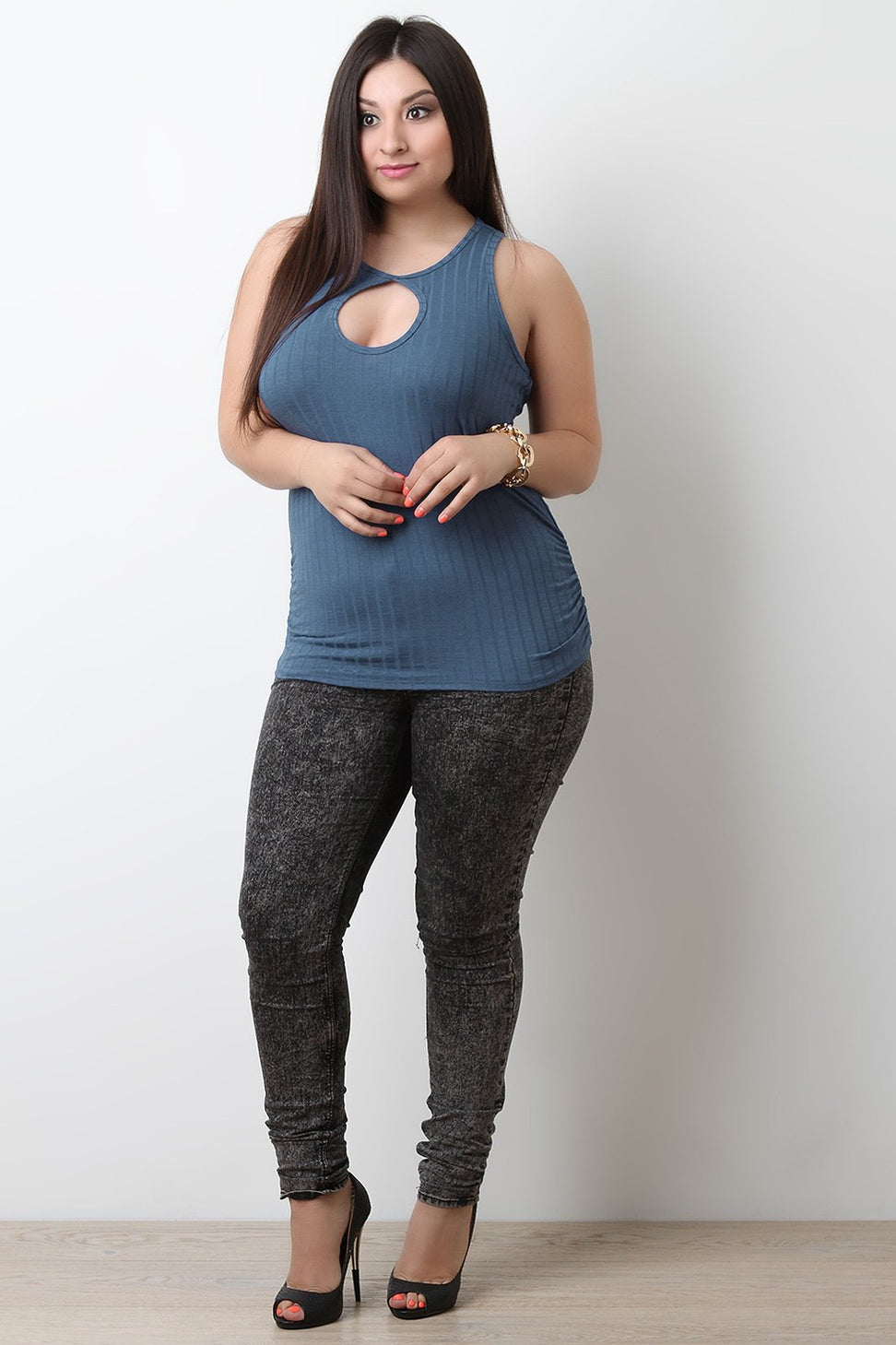 Keyhole-Front Ruched Sleeveless Top