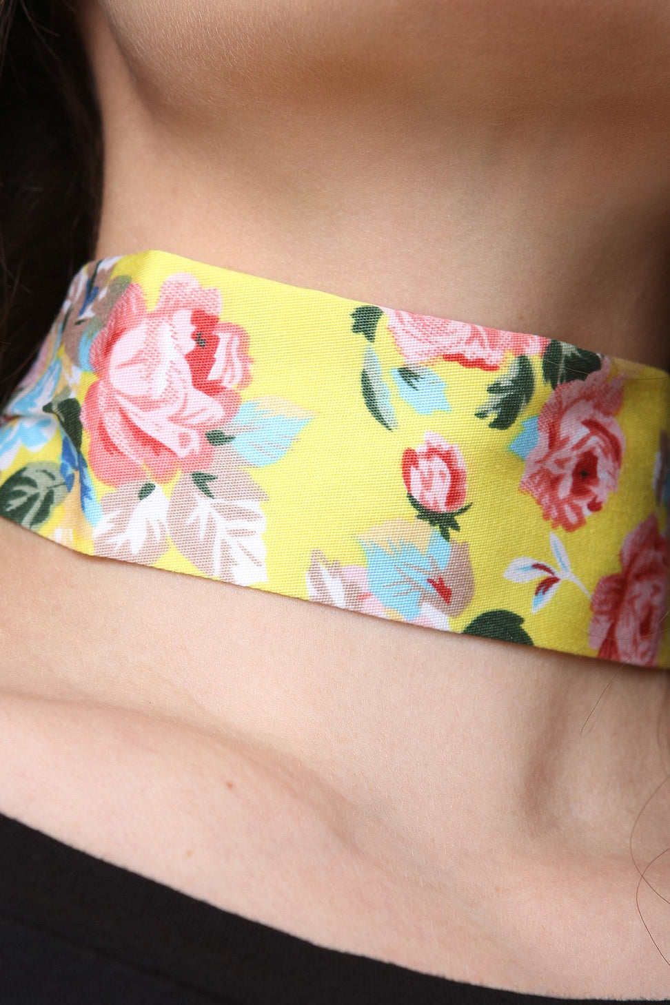 Multi-Colored Floral Thick Choker Necklace - NoveltyOne