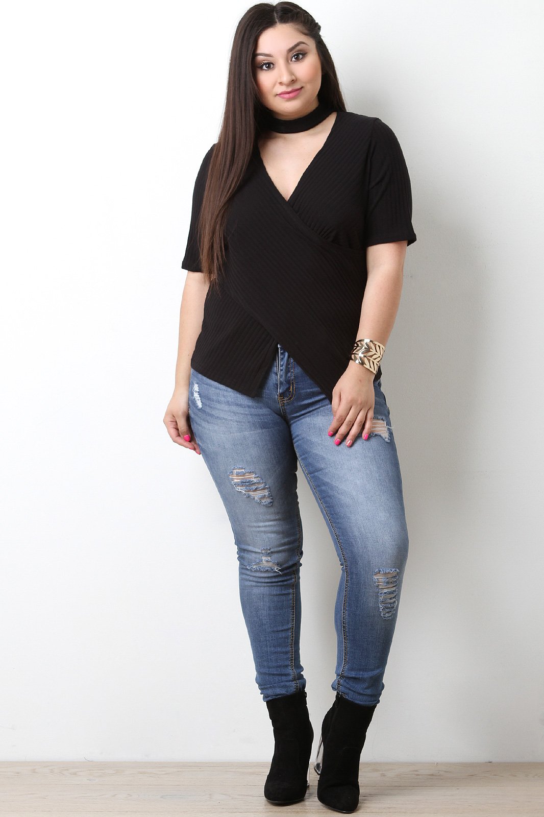 Overlapping Envelope Mock Choker Top