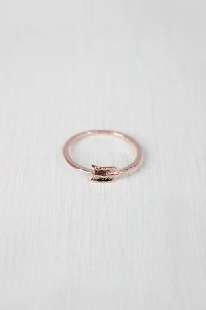 Dainty Arrow Ring