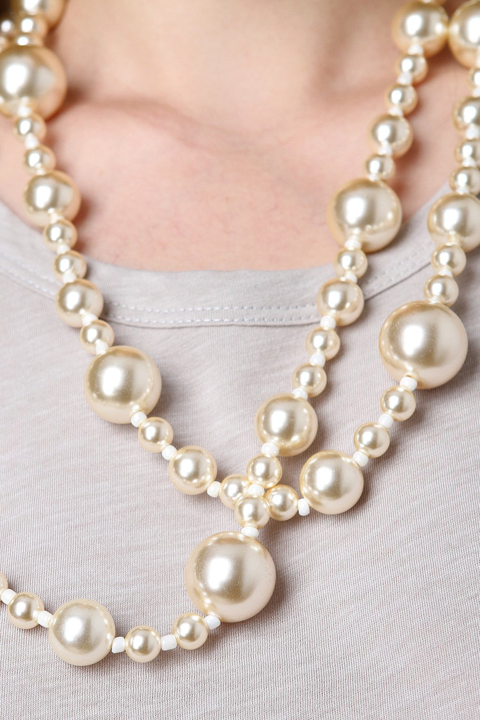 Long Pearl Beaded Accent Necklace - NoveltyOne