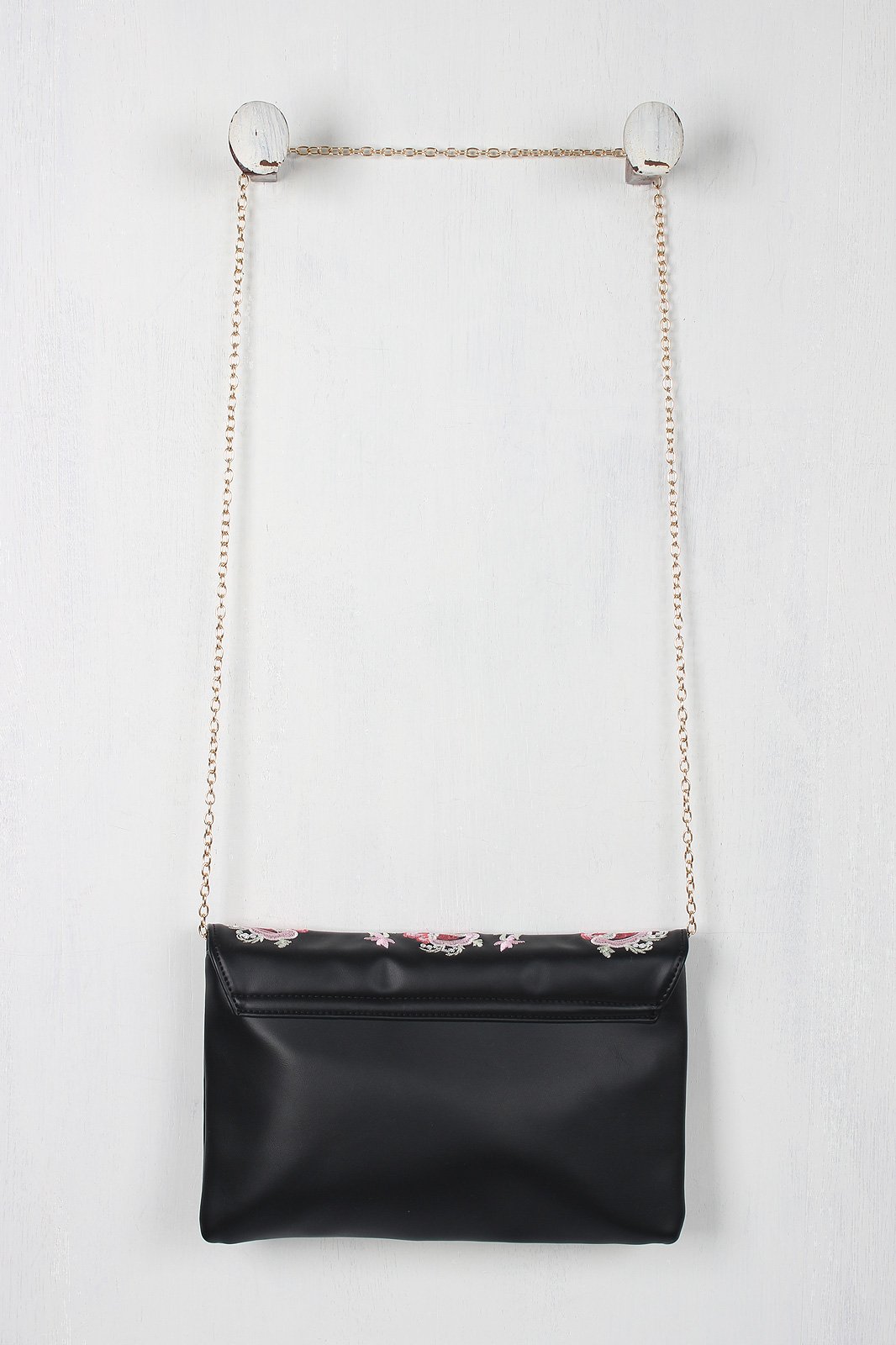 Embroidered Floral Bird Clutch Bag