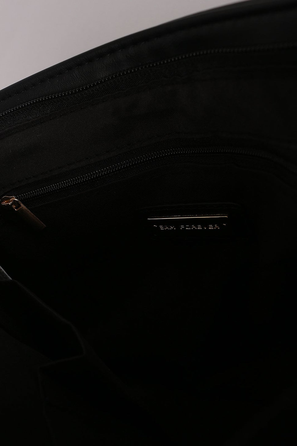 Embroidered Floral Bird Clutch Bag