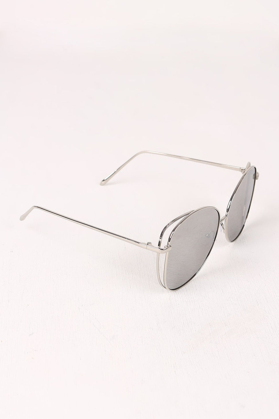 Wire Framed Mirrored Lens Aviator Sunglasses