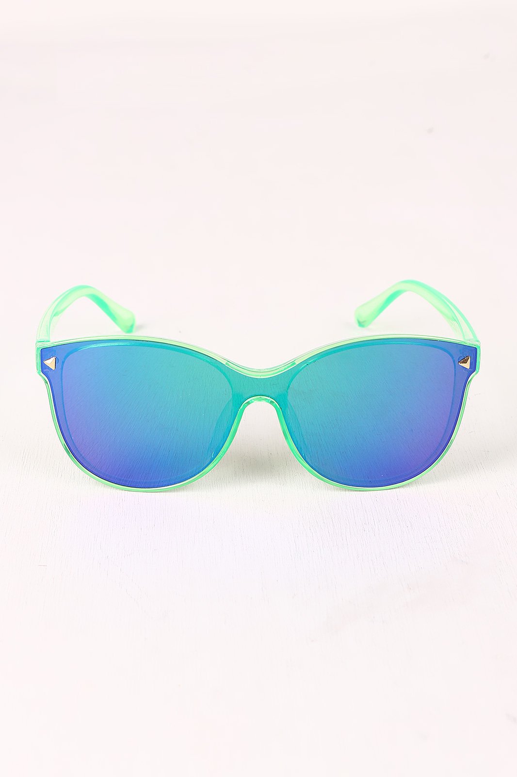 Stud Accent Mirrored Plastic Frame Wayfarer Sunglasses