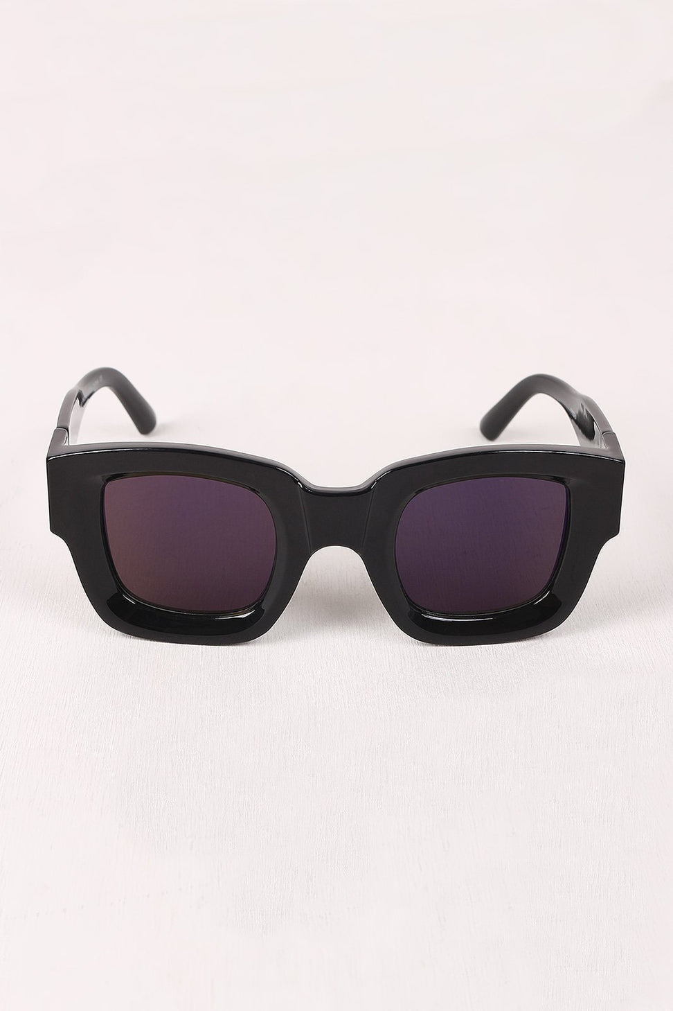 Mirrored Lens Wayfarer Sunglasses