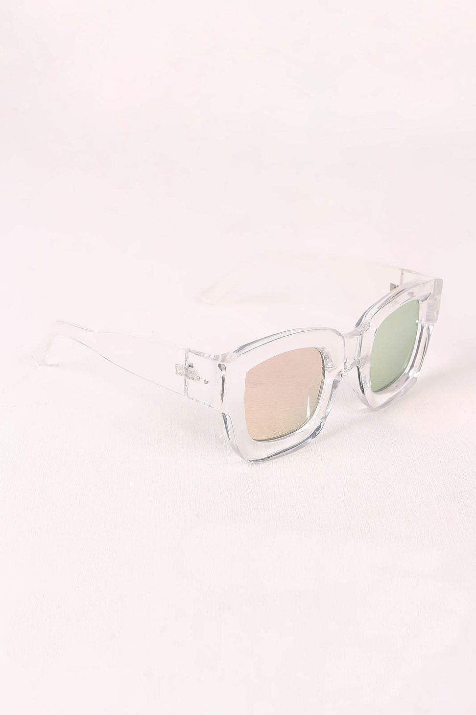 Mirrored Lens Wayfarer Sunglasses
