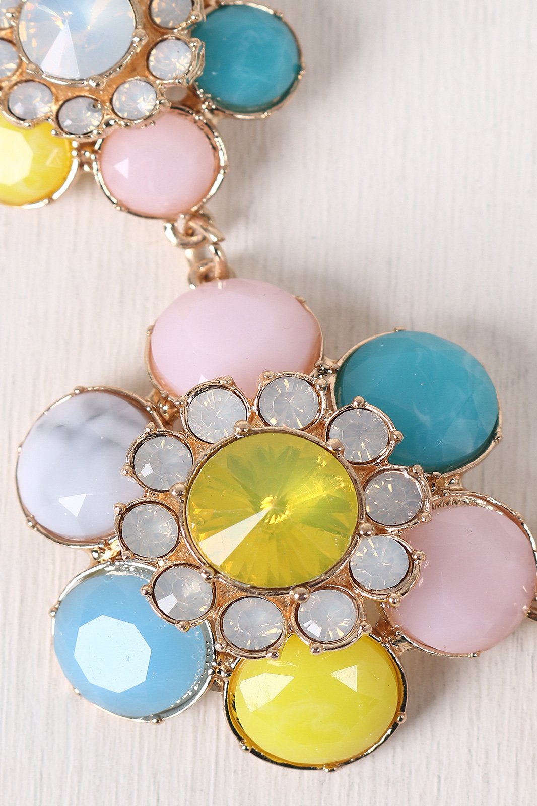 Five Jewel Floral Necklace - NoveltyOne