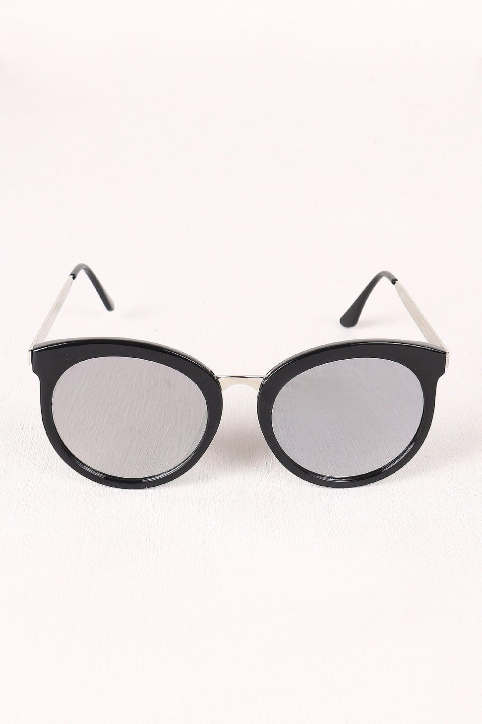 Oversized Metallic Accent Mirrored Sunglasses