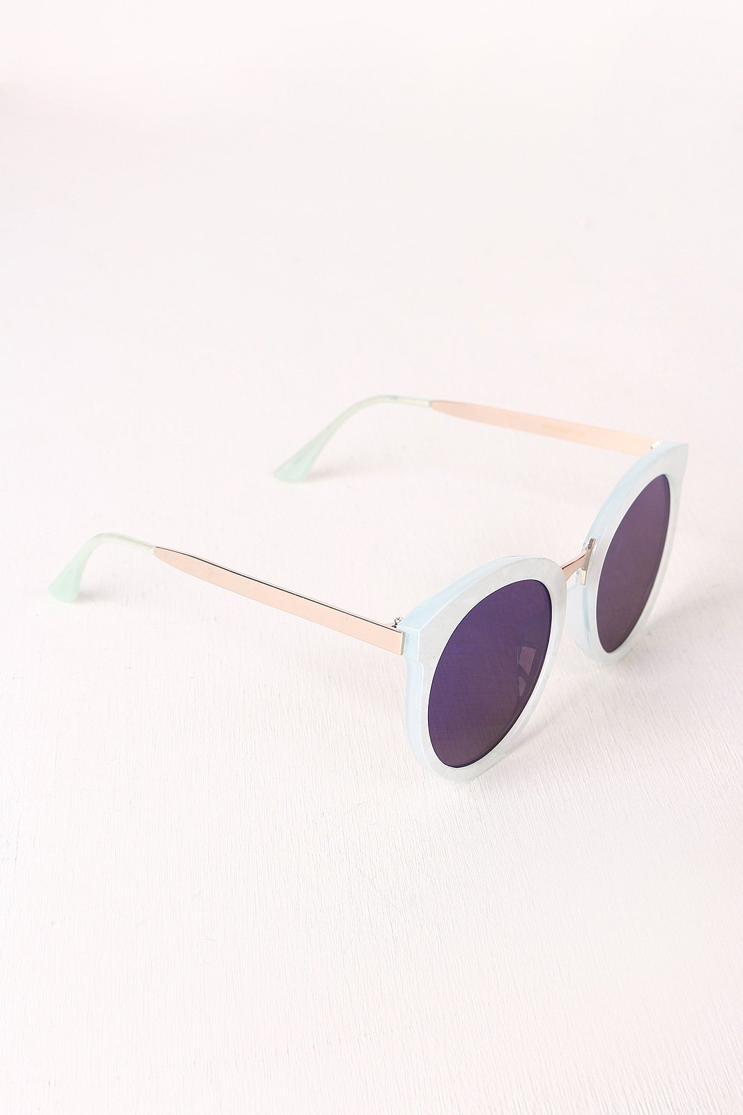 Oversized Metallic Accent Mirrored Sunglasses