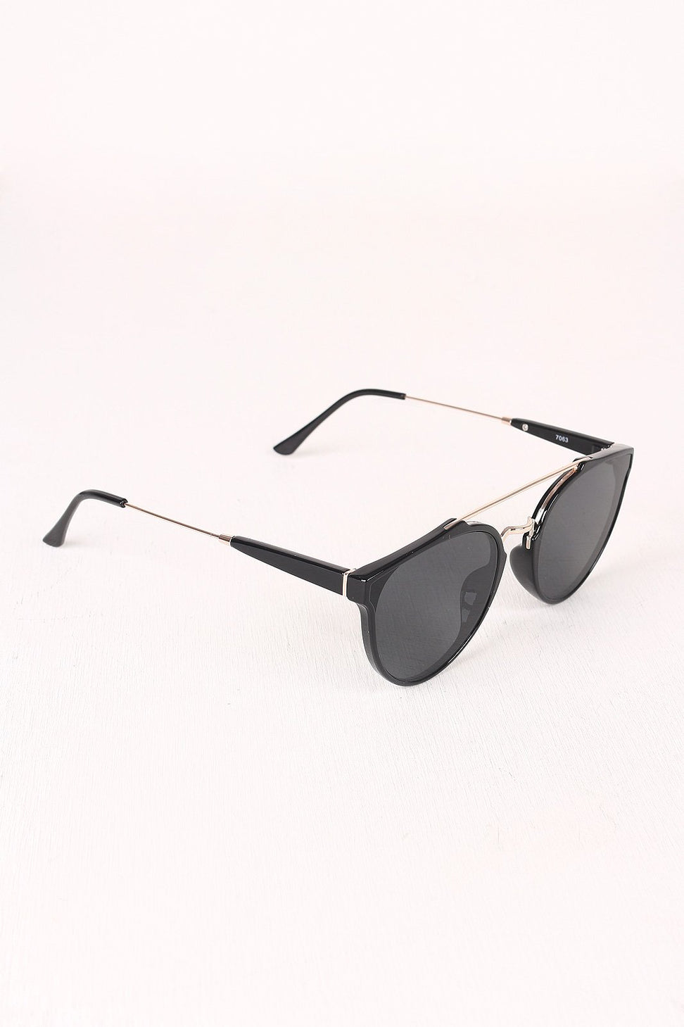 Retro Double Bridge Round Lens Sunglasses