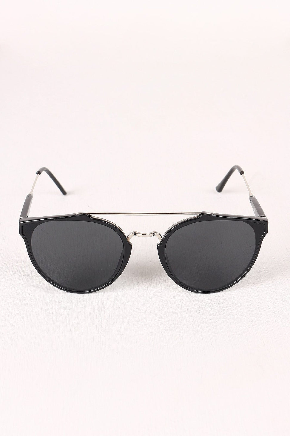 Retro Double Bridge Round Lens Sunglasses