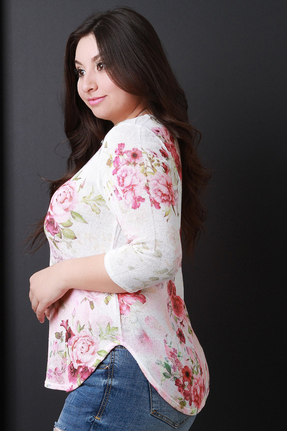 Floral Print Round Neck Quarter Sleeves Top