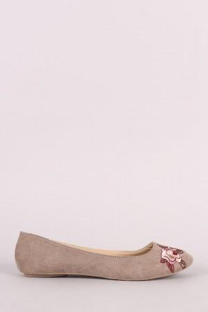 Qupid Suede Round Toe Embroidered Floral Ballet Flat