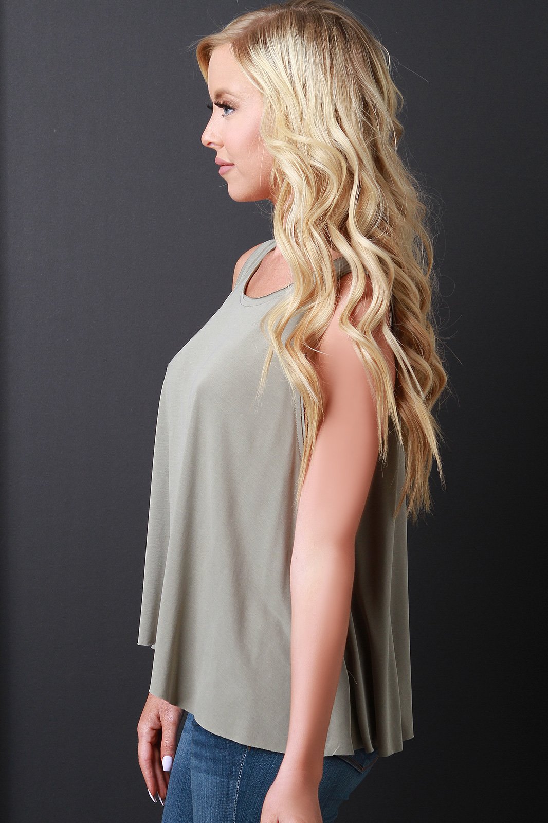 Simple Round Neck Sleeveless Relaxed Fit Top