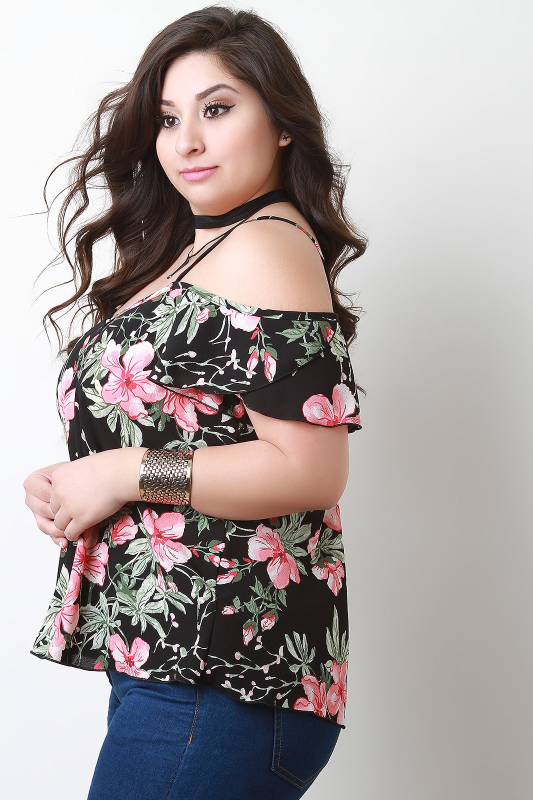 Textured Floral Cold Shoulder Short Ruffled Sleeve Top