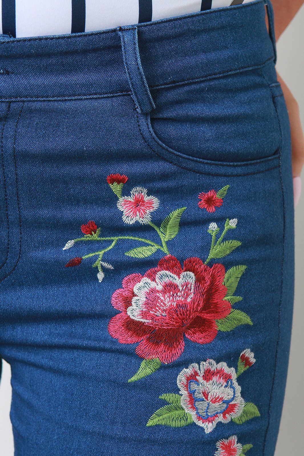 Floral Embroidery Mid Rise Bell Bottoms Jeans - NoveltyOne