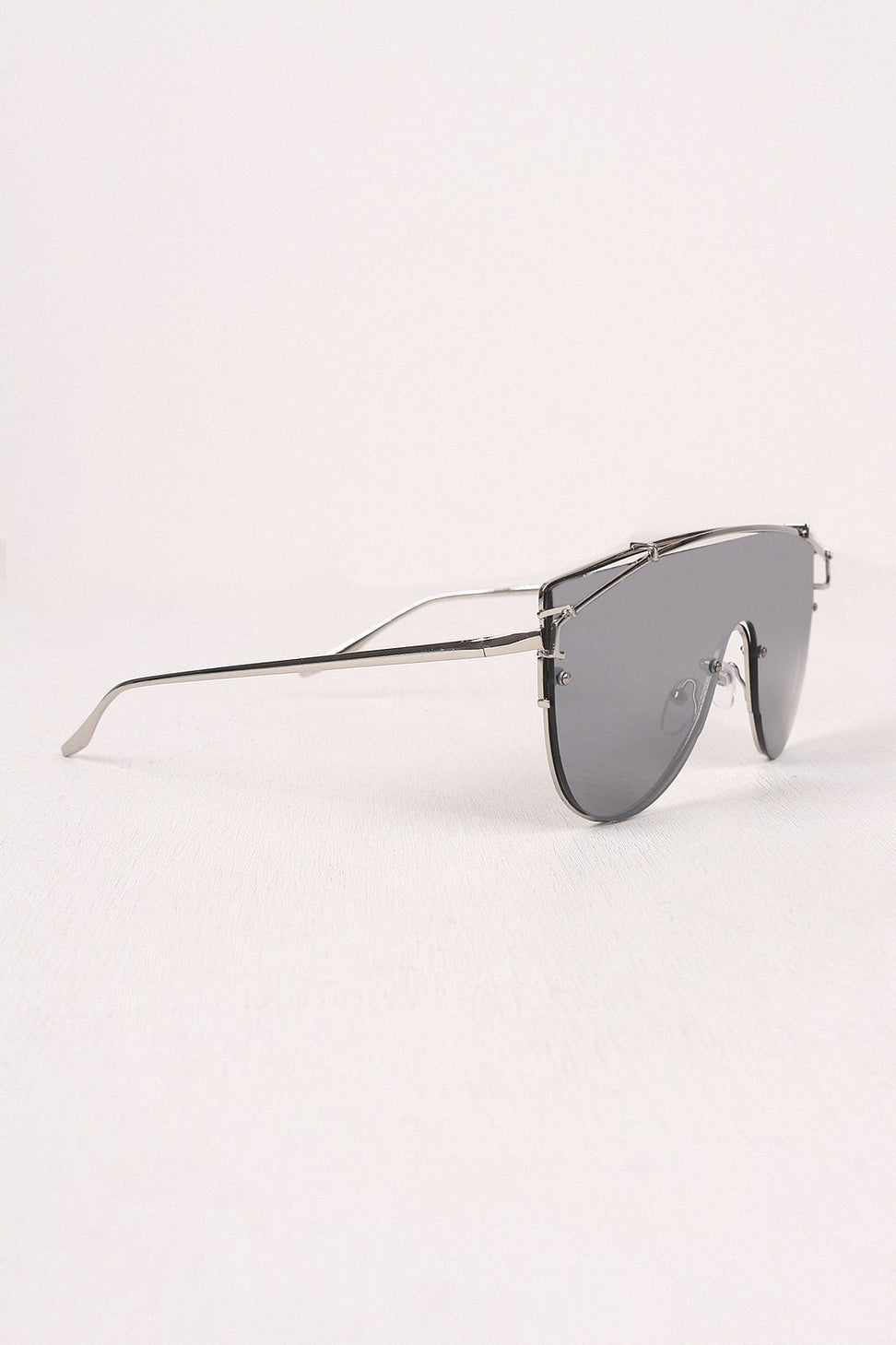 Mirrored Lenses Wire Frame Sunglasses