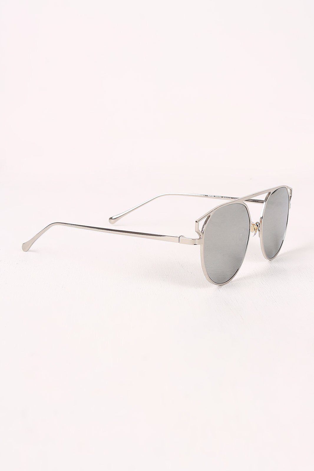 Semi-Round Mirrored Lens Sunglasses
