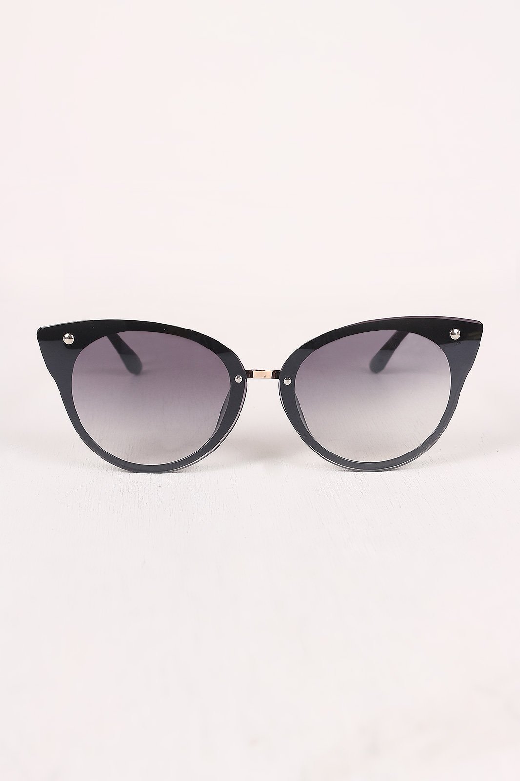 Gradient Tinted Cateye Sunglasses