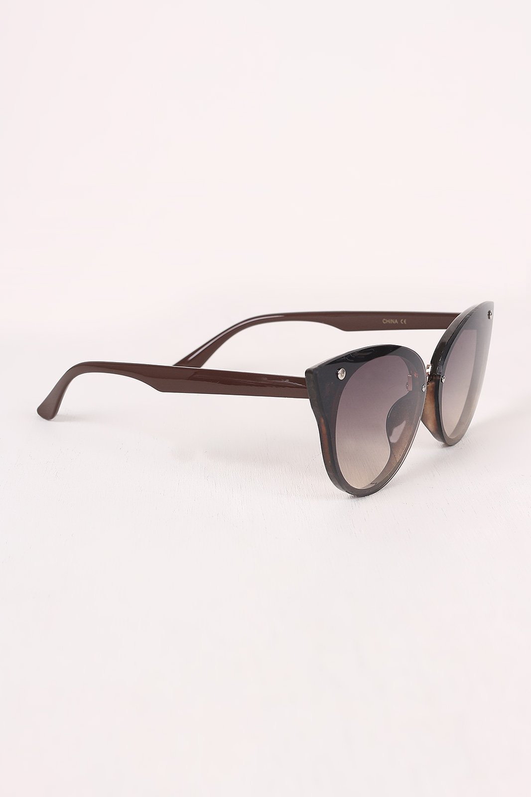 Gradient Tinted Cateye Sunglasses